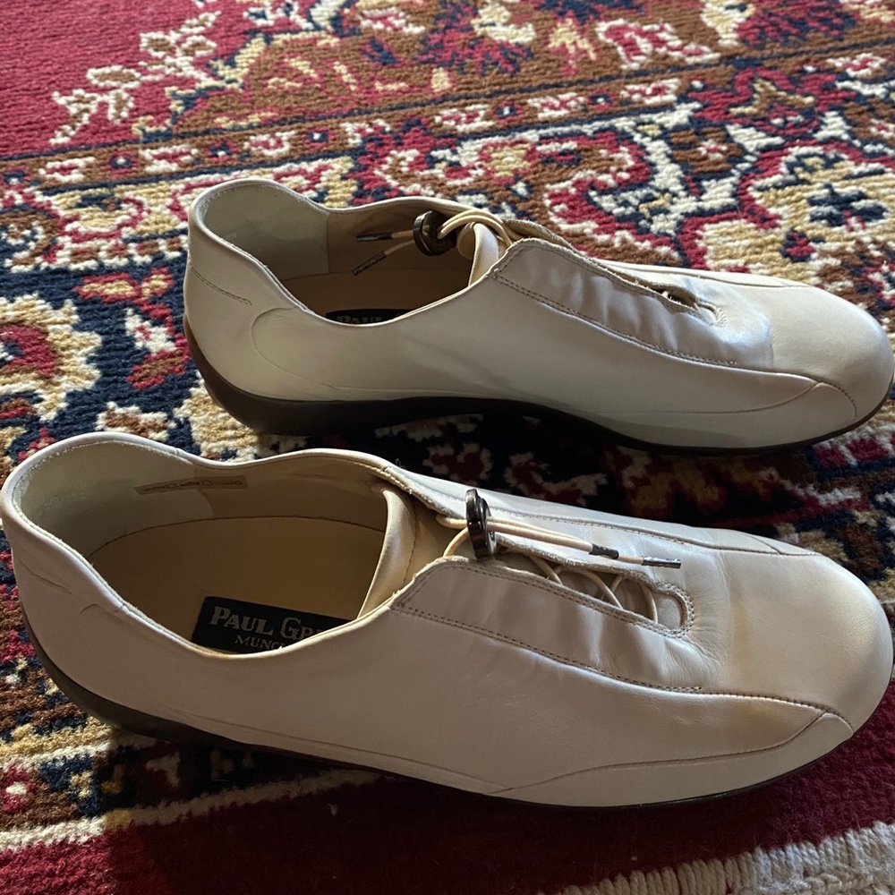 Paul green shoes say size7 fits me and I’m size 9.